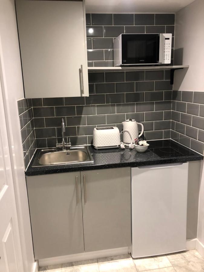 ניופורט Exclusive Modern Decorated 1 Bedroom Detached Studio מראה חיצוני תמונה